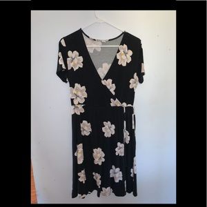 Old Navy floral faux wrap dress